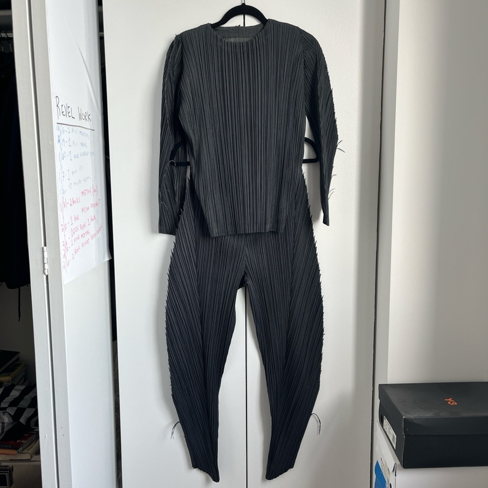Vintage Issey Miyake Pleats Please RARE Raw-Edge Pant Set in Dark Grey, US M